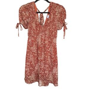 Sienna Sky Rust Red Floral Smocked Puff Sleeve Mini Dress Women’s Small‎